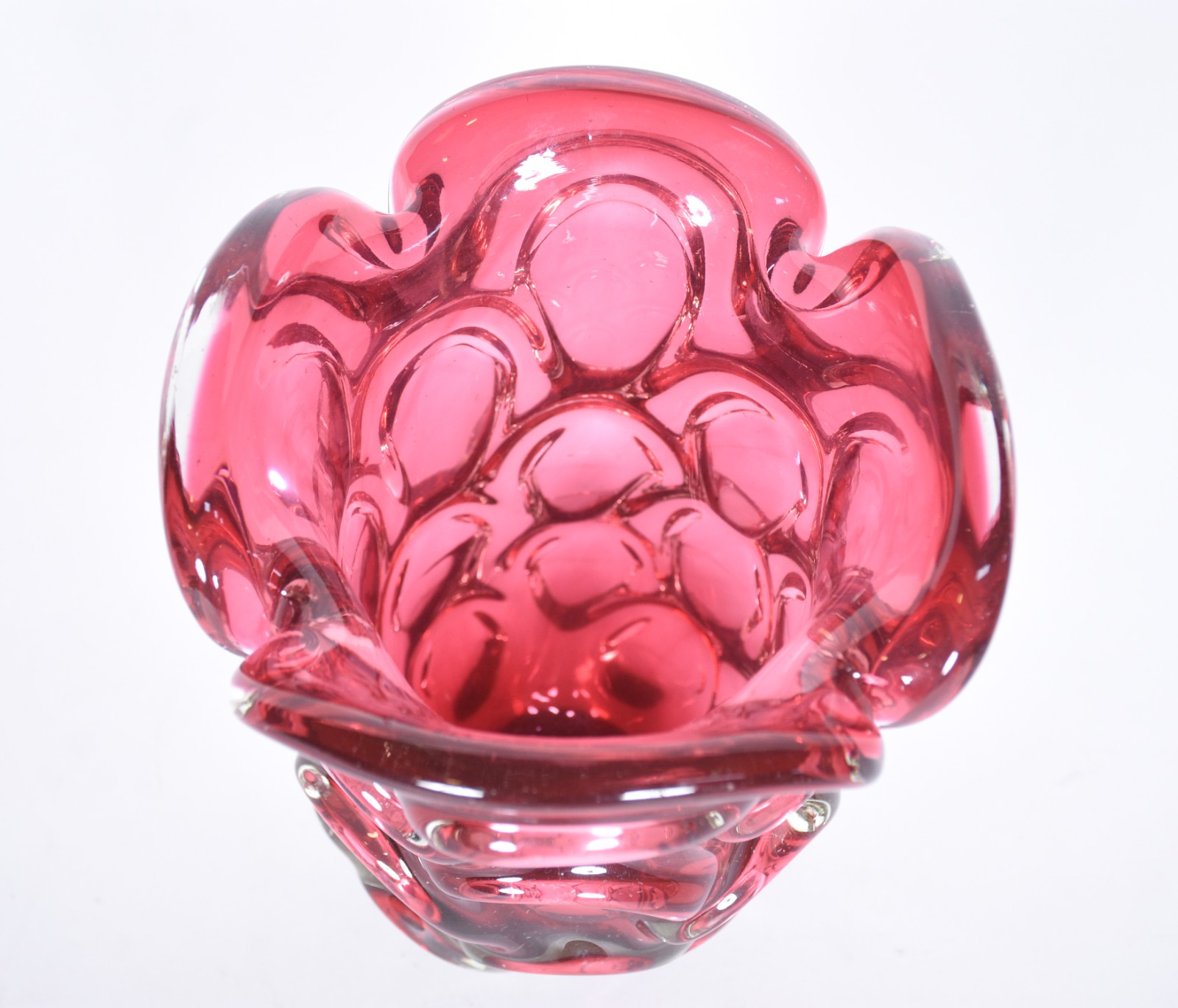 Vaso de murano italiano na cor rubi (mínimo bicado na base). - foto 4 de 6