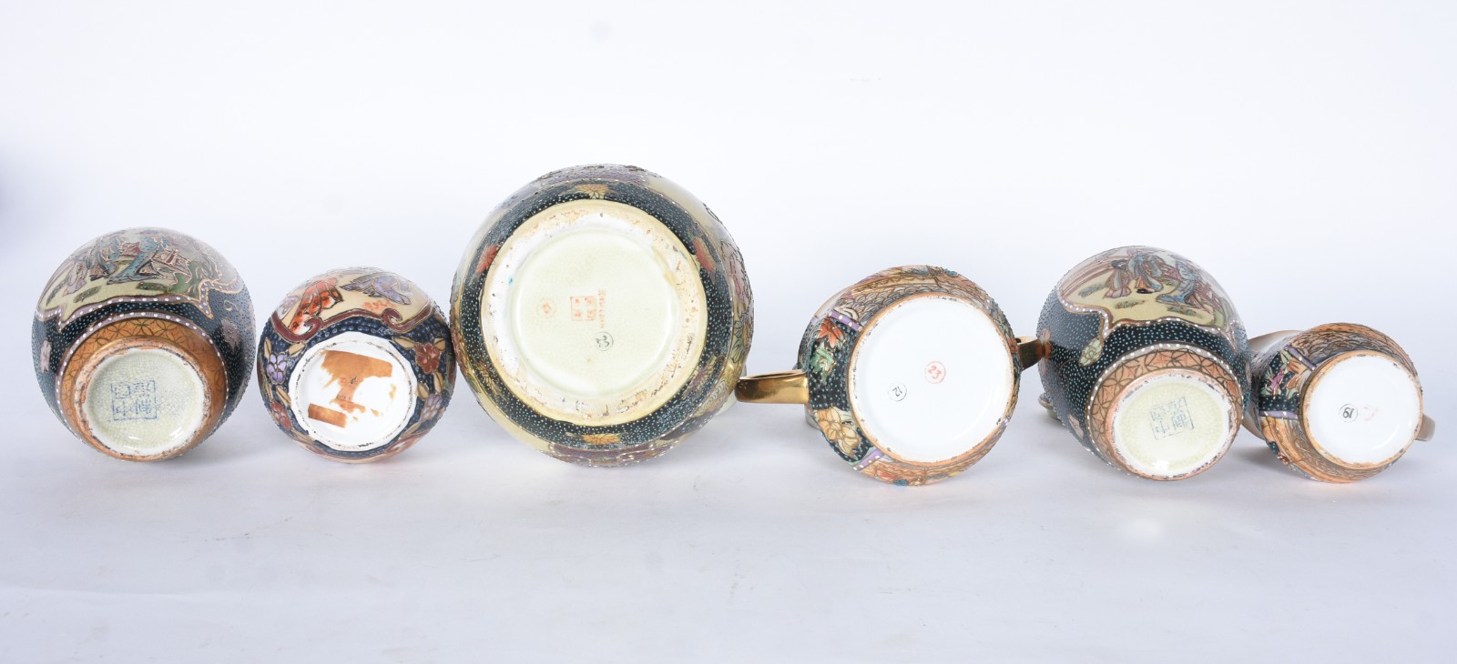 Diversas peças de porcelana oriental, sendo: bowl com base de... - foto 3 de 9
