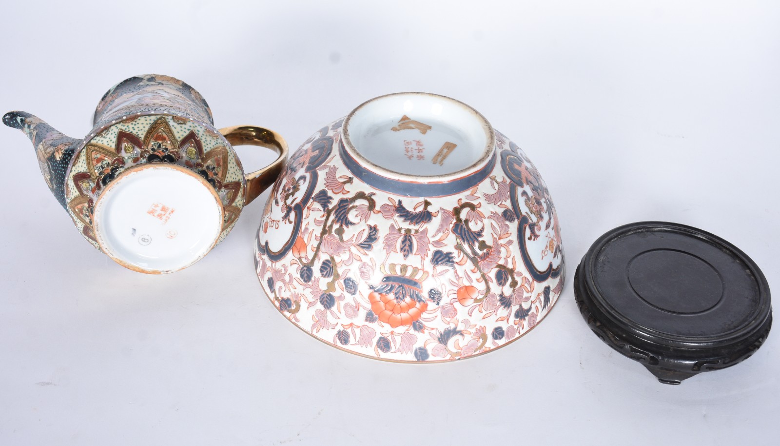 Diversas peças de porcelana oriental, sendo: bowl com base de... - foto 7 de 9