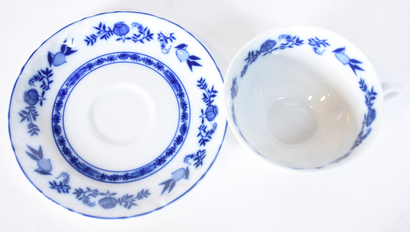 Serviço de chá de porcelana Steatita, decoração "cebolinha" em azul e... - foto 5 de 9