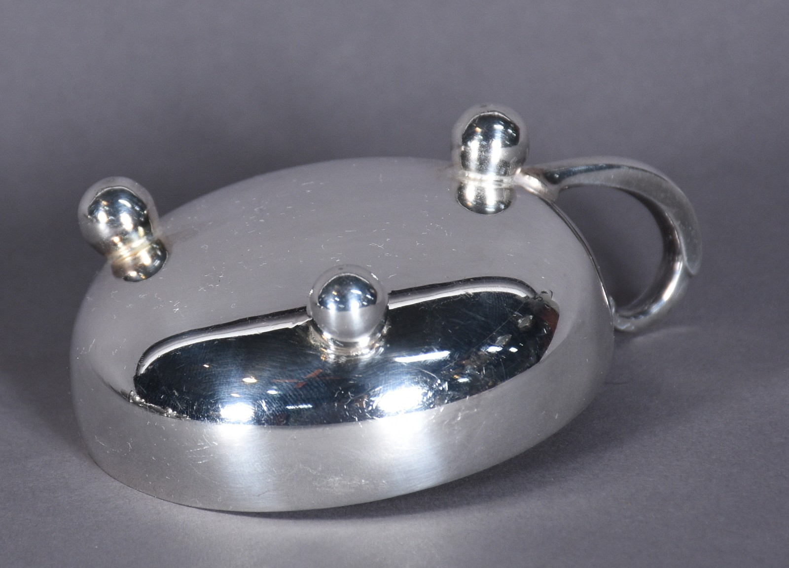 Doze taças de metal prateado para sorvete. - foto 4 de 5