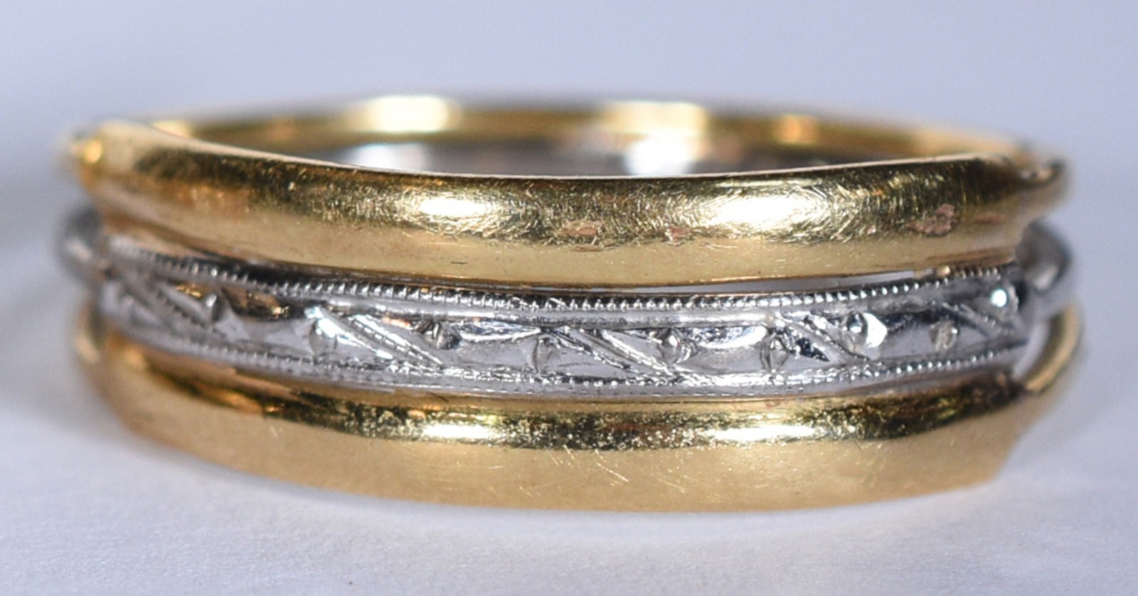 Anel de ouro 18 k, aro 16 (Por motivos de segurança a peça não se... - foto 2 de 8
