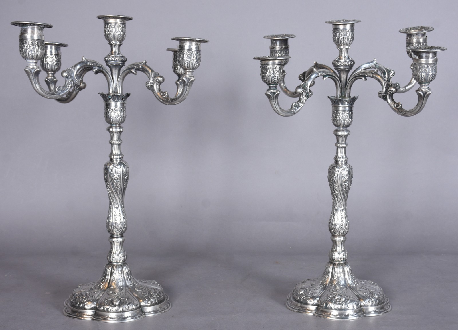 Par de candelabros de prata contraste 800 mls, para 5 velas cada... - foto 1 de 10
