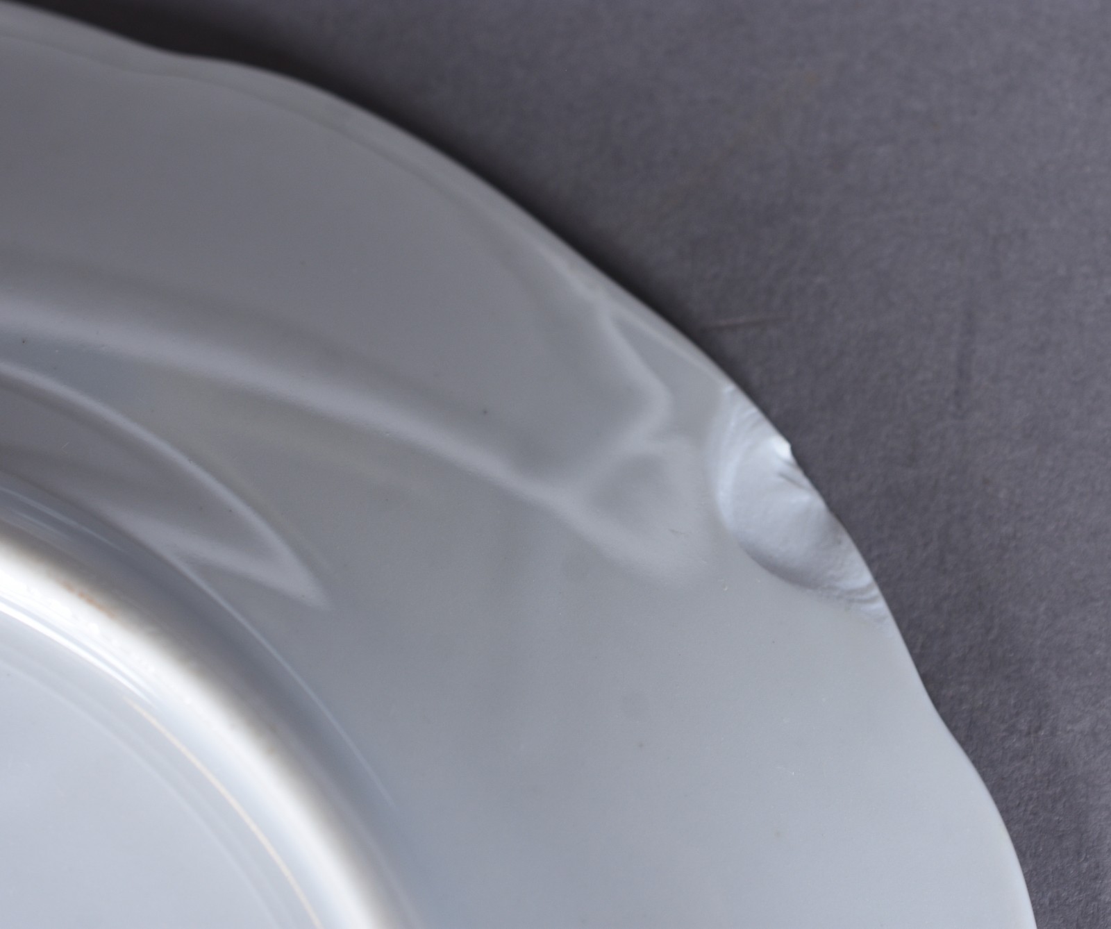 Serviço para chá e café de porcelana polonesa KPM branca com friso... - foto 7 de 10