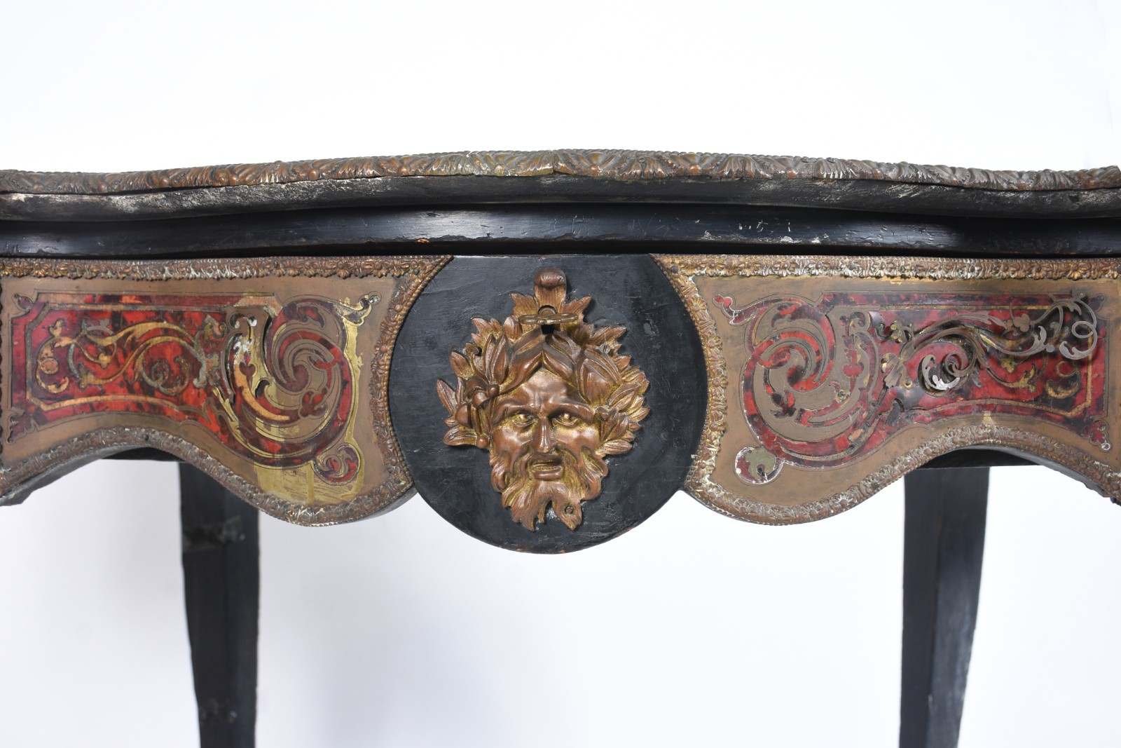 Mesa de apresentação em "boulle", revestimento com incrustações de... - foto 4 de 11