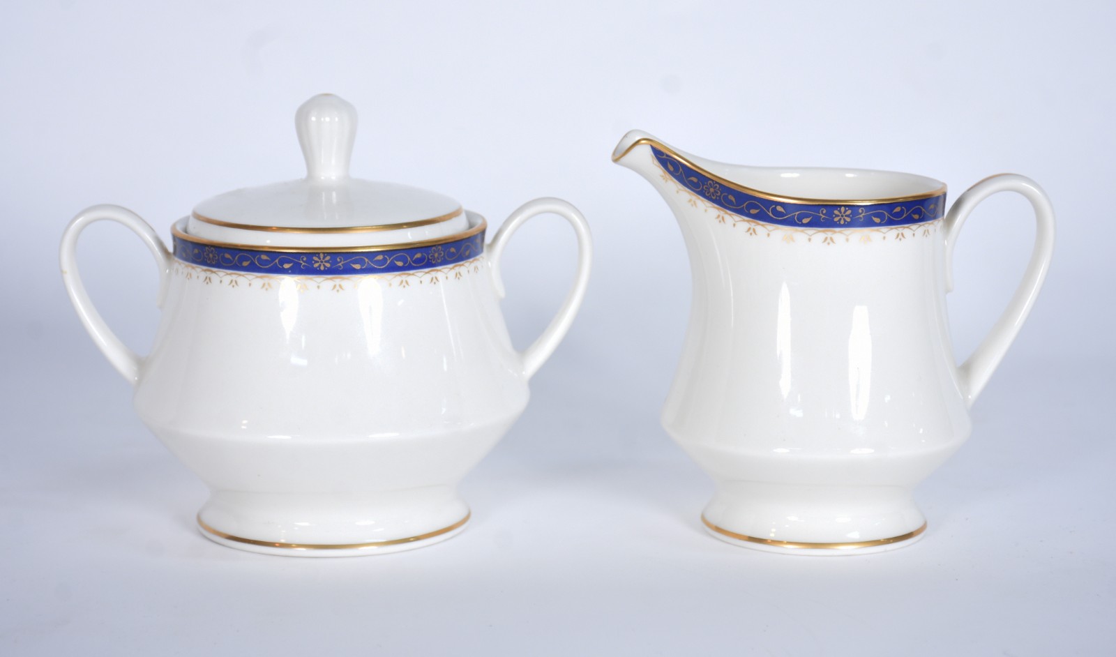 Aparelho de chá e café de porcelana Noritake na cor offwhite com... - foto 4 de 6