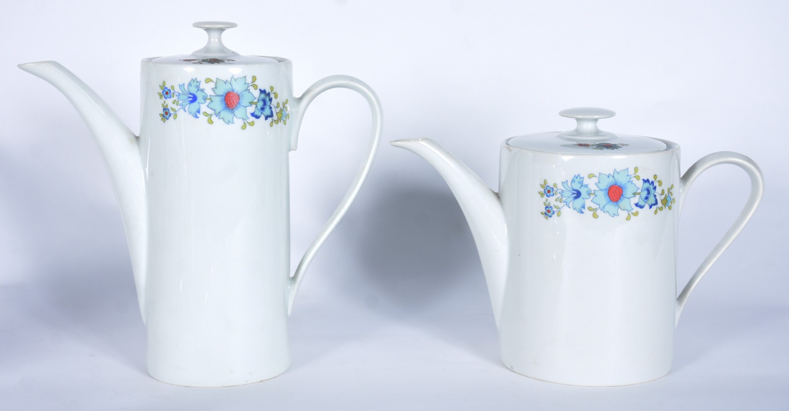 Serviço de café de porcelana Real decorado com flores em policromia... - foto 3 de 11
