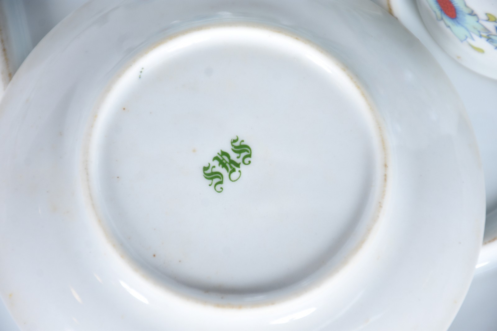 Serviço de café de porcelana Real decorado com flores em policromia... - foto 9 de 11