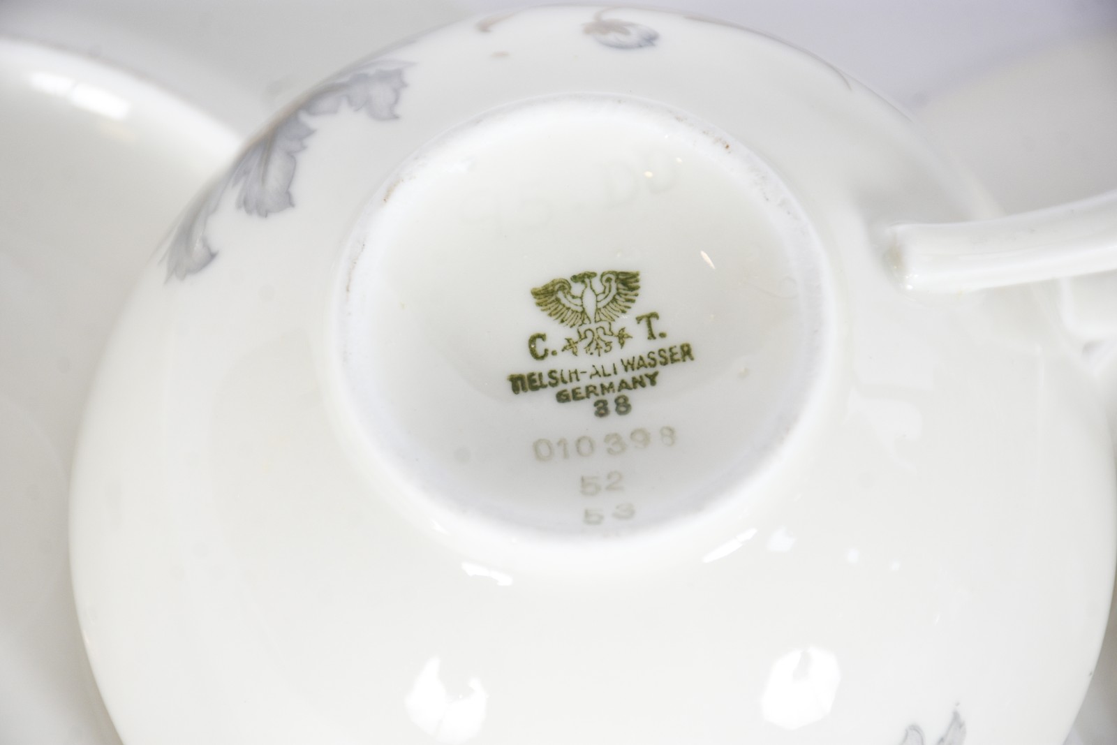 Conjunto de porcelana alemã TIELSH- ALTWASSER composto de: 12 xícaras... - foto 6 de 6