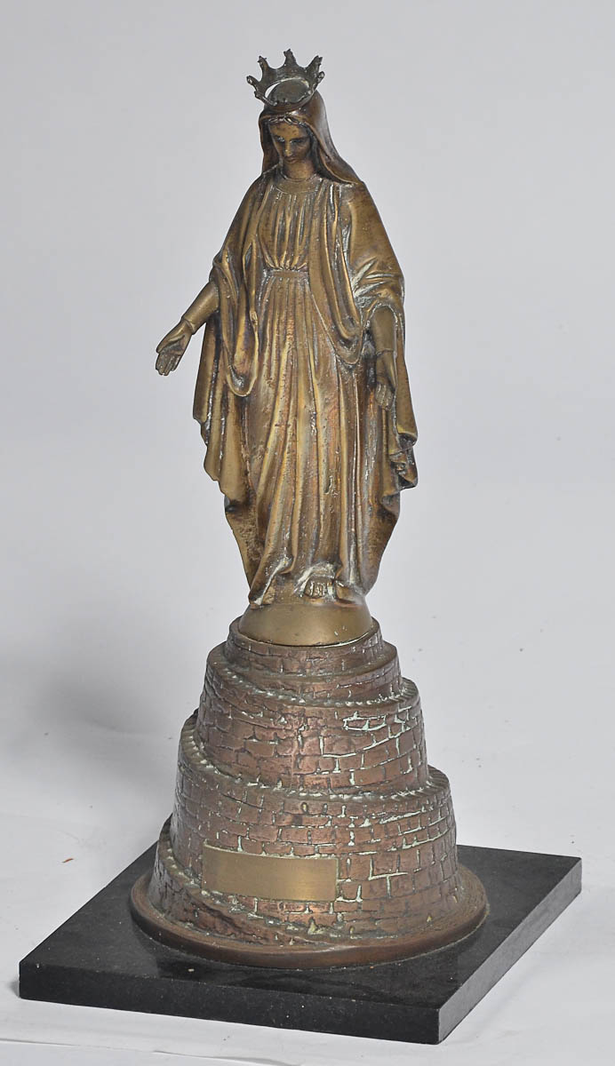NOSSA SENHORA, estatueta de bronze, alt. 45 cm.