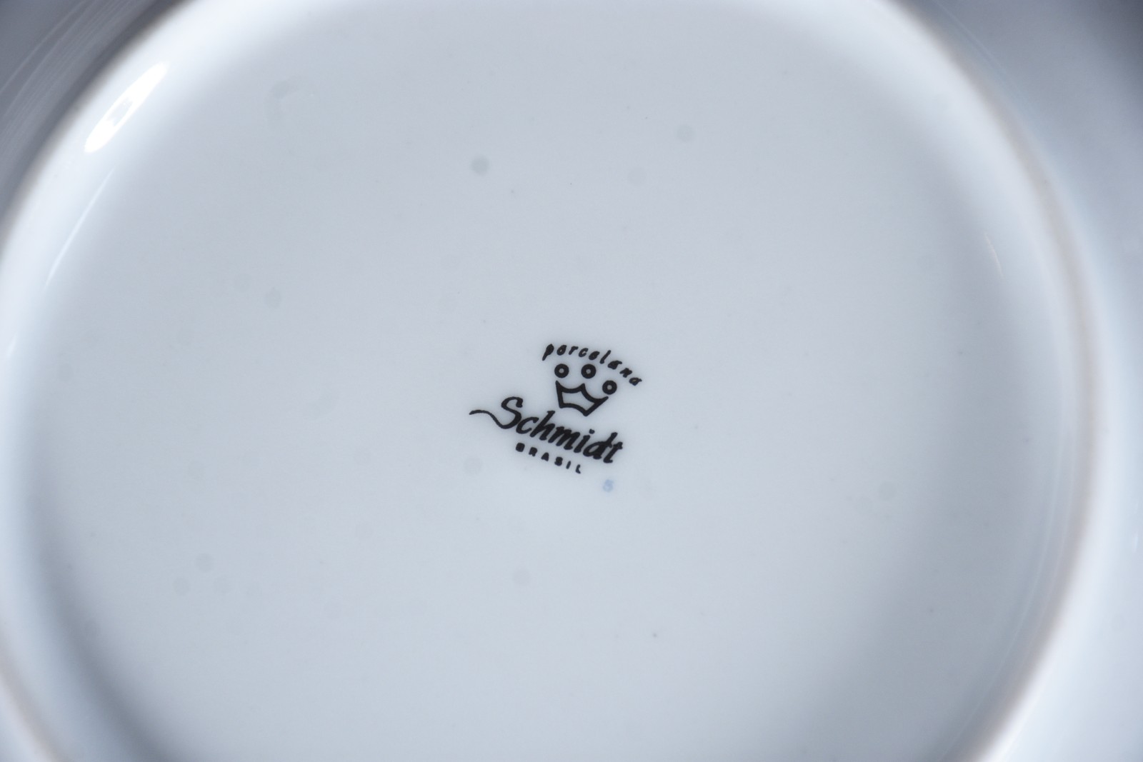 Aparelho de jantar de porcelana Schmidt branca com flores em... - foto 7 de 7