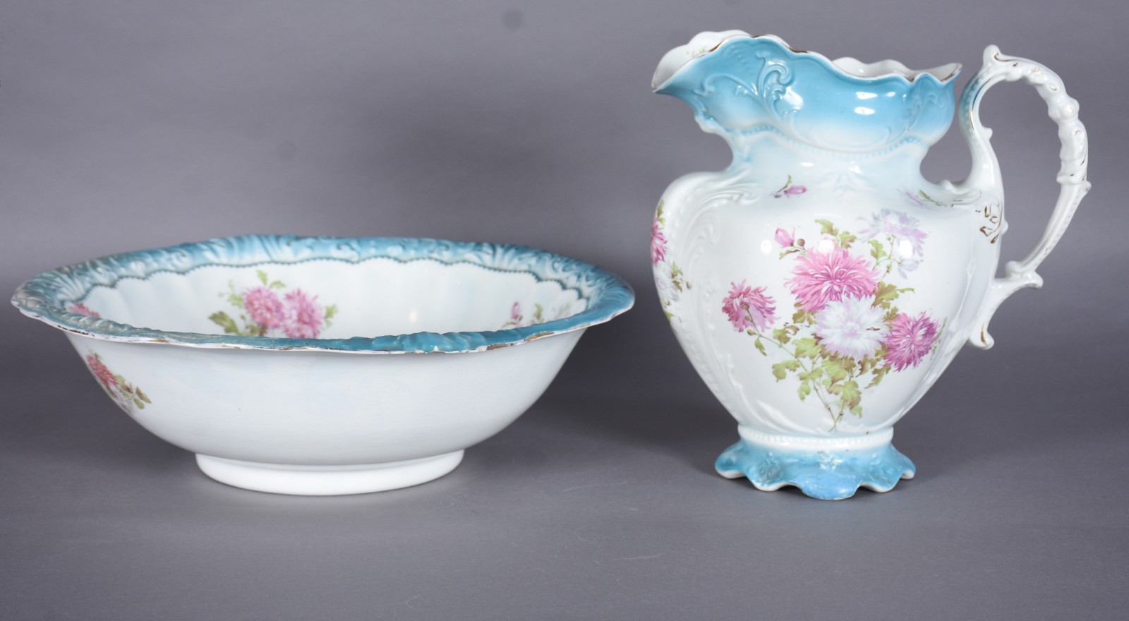 Jarra com bacia de faiança inglesa, decoração floral em policromia... - foto 2 de 11