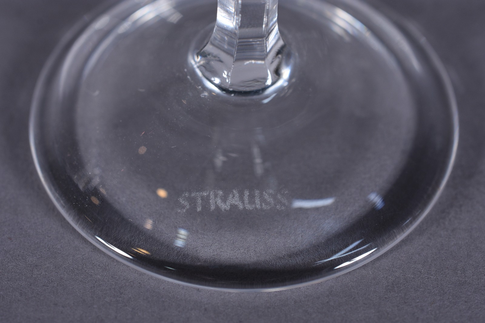 Strauss (1983) - foto 4 de 7