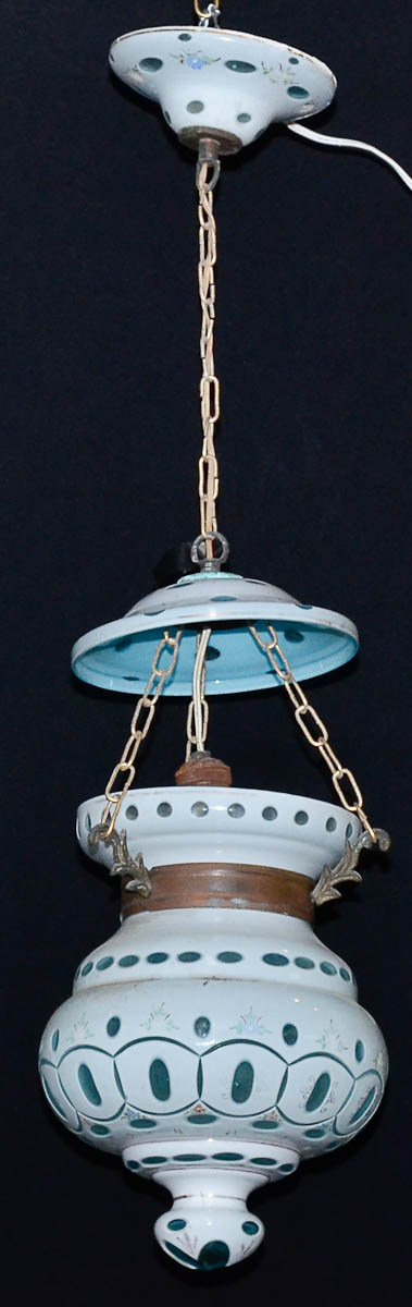 Lanterna de overlay azul e branco, guarnição de metal.