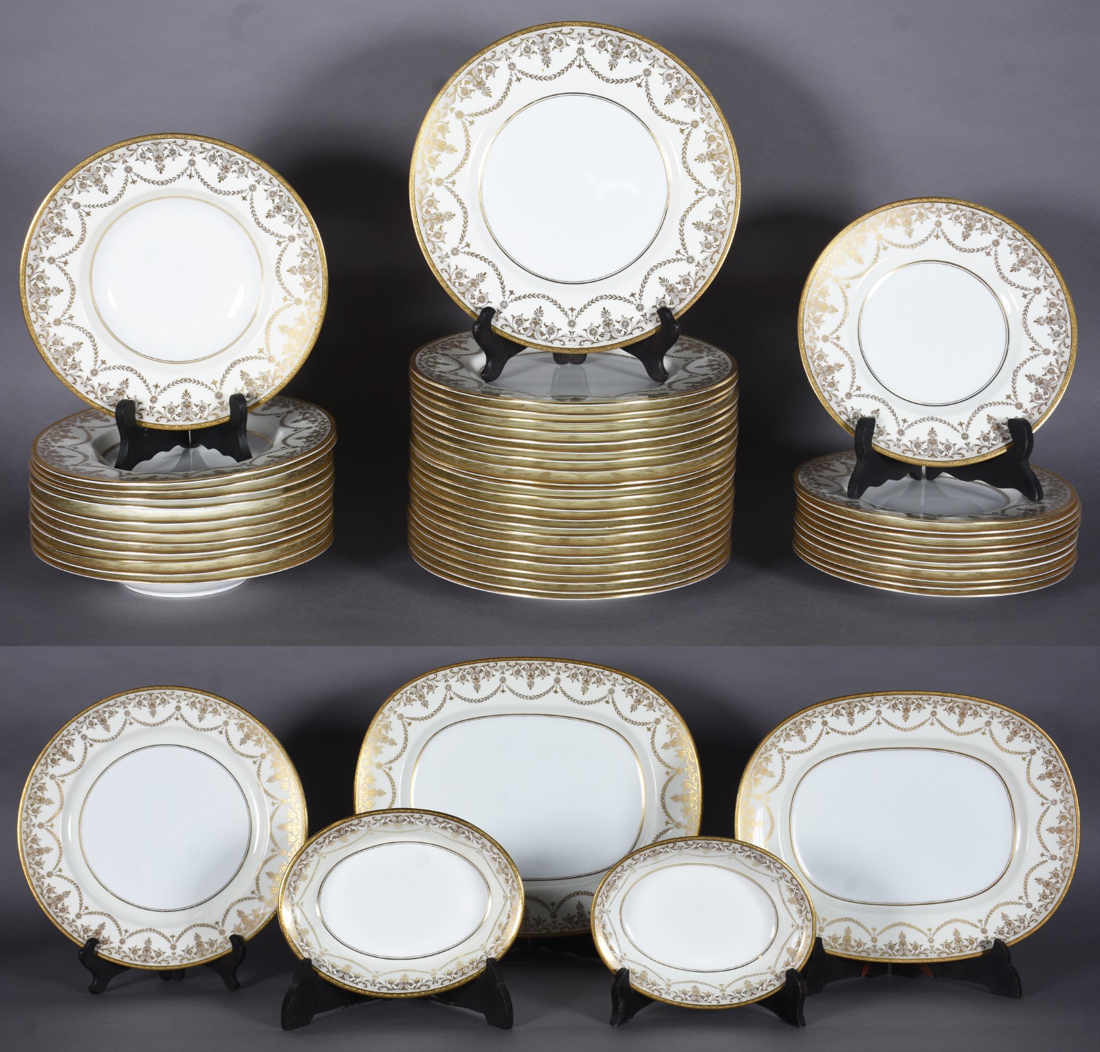 Aparelho de jantar de porcelana inglesa "MINTONS", na cor branca... - foto 1 de 8