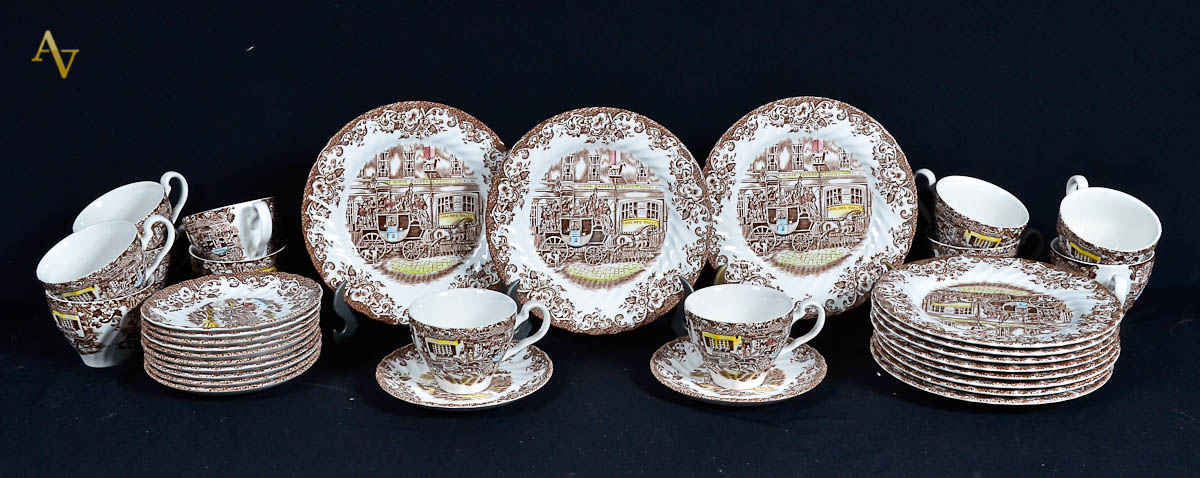 Conjunto de chá de faiança inglesa Johnson Bros decorado com...