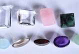 Conjunto composto de 9 pedras naturais lapidada... - Conjunto composto de 9 pedras naturais lapidadas de diversos tamanhos e formas, sendo: cristal, quartzo rosa, ametista, água marinha leitosa e q...