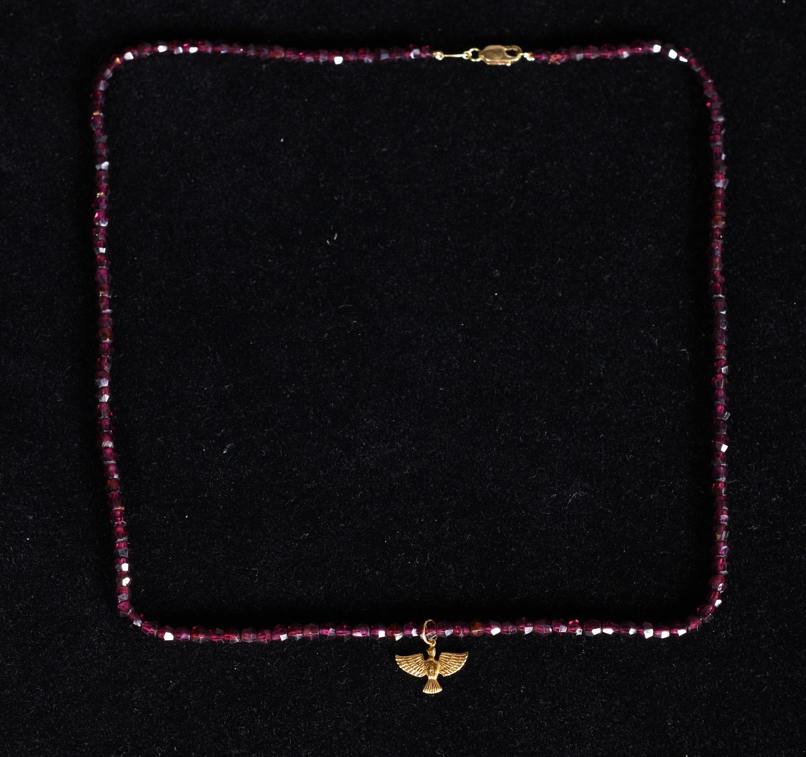 Colar com fecho, complementos e pingente de ouro 18k,, contraste 750... - foto 1 de 10