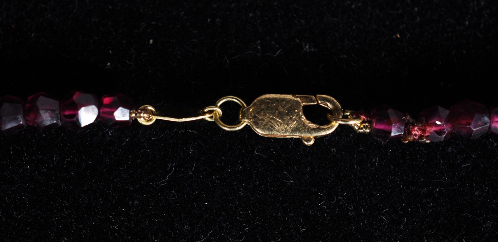 Colar com fecho, complementos e pingente de ouro 18k,, contraste 750... - foto 5 de 10