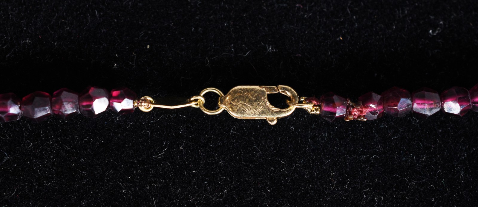 Colar com fecho, complementos e pingente de ouro 18k,, contraste 750... - foto 9 de 10