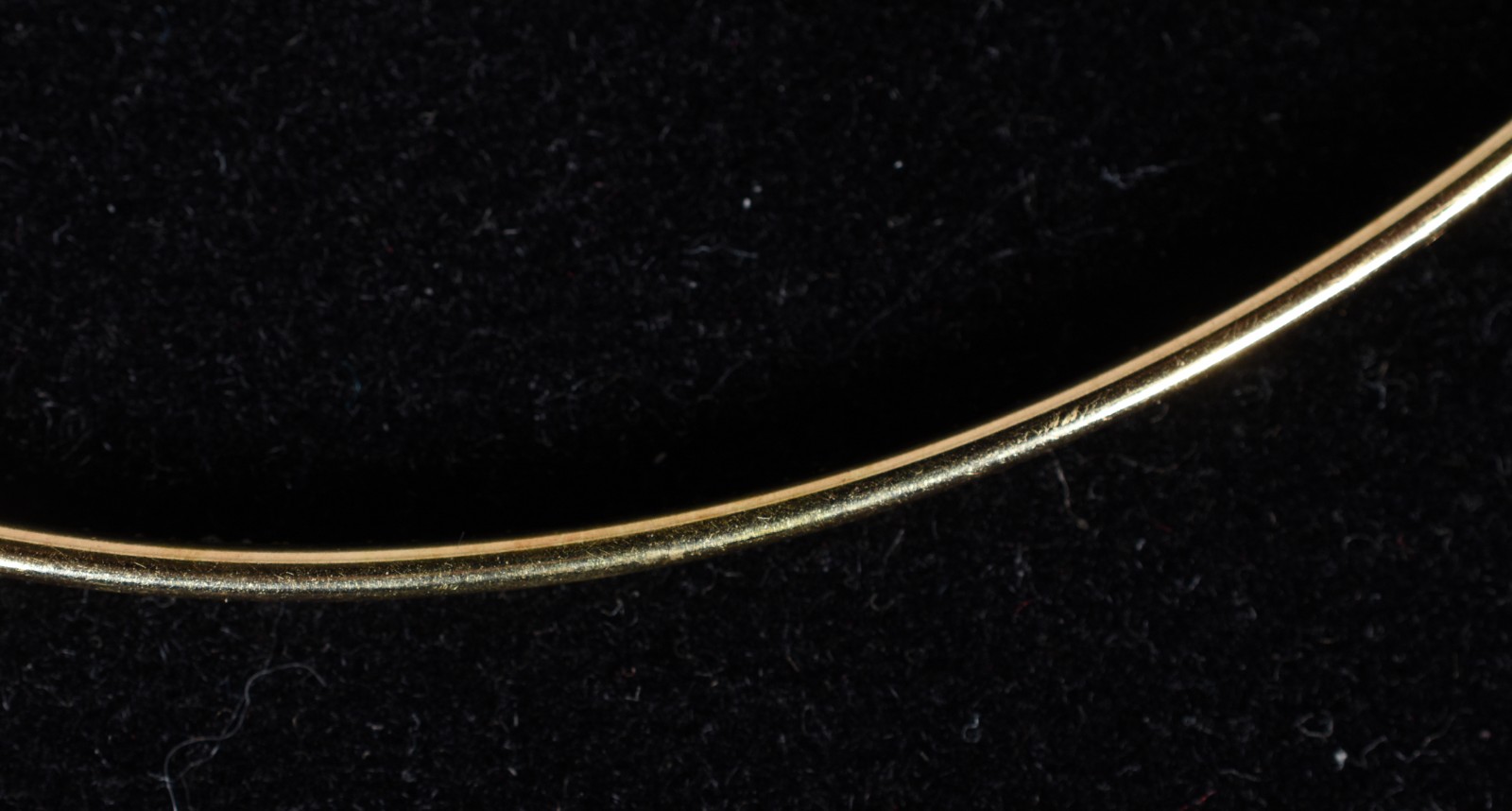 Aro em ouro 18k. modelo 3 pedaço com movimentos , fecho mosquetão... - foto 5 de 5