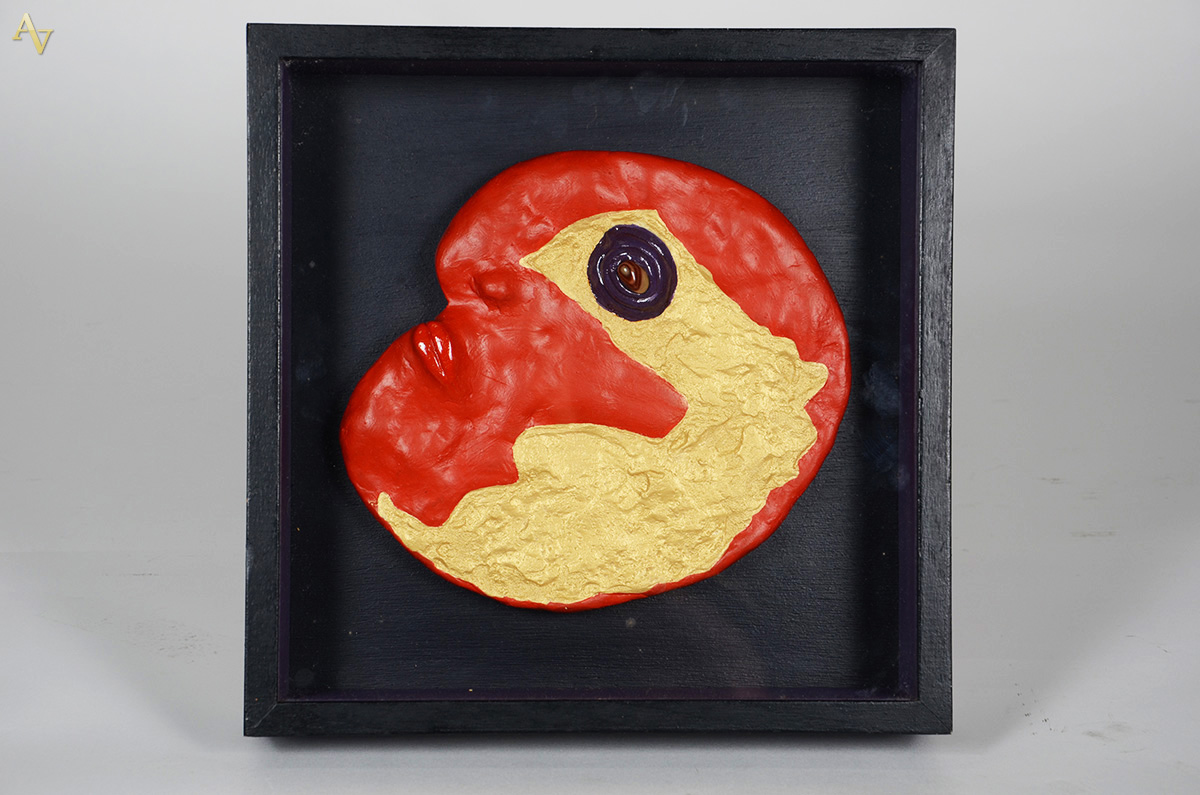ATHOS BULCÃO (1918 - 2008) - Máscara - relevo em durepoxy - 32 x 32... - foto 1 de 3
