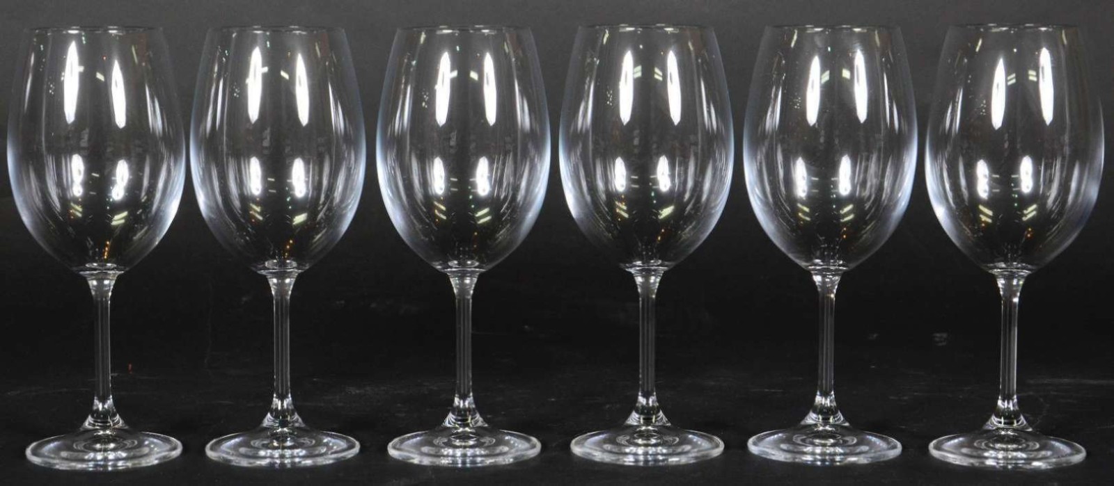 Seis taças de cristal para vinho, 430 ml. - foto 1 de 2