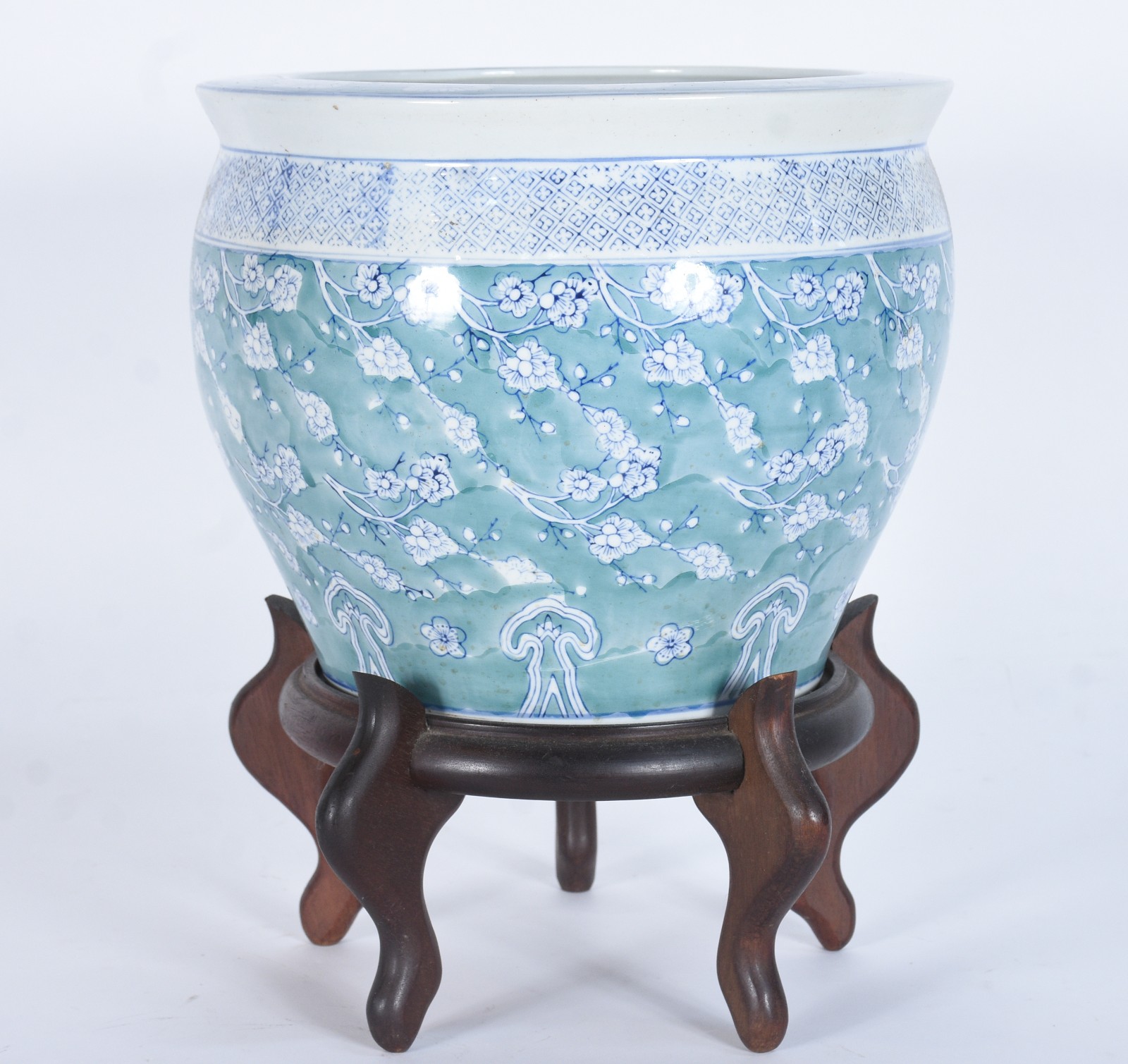 Cachepot/aquário de porcelana oriental, base de madeira. - foto 1 de 6
