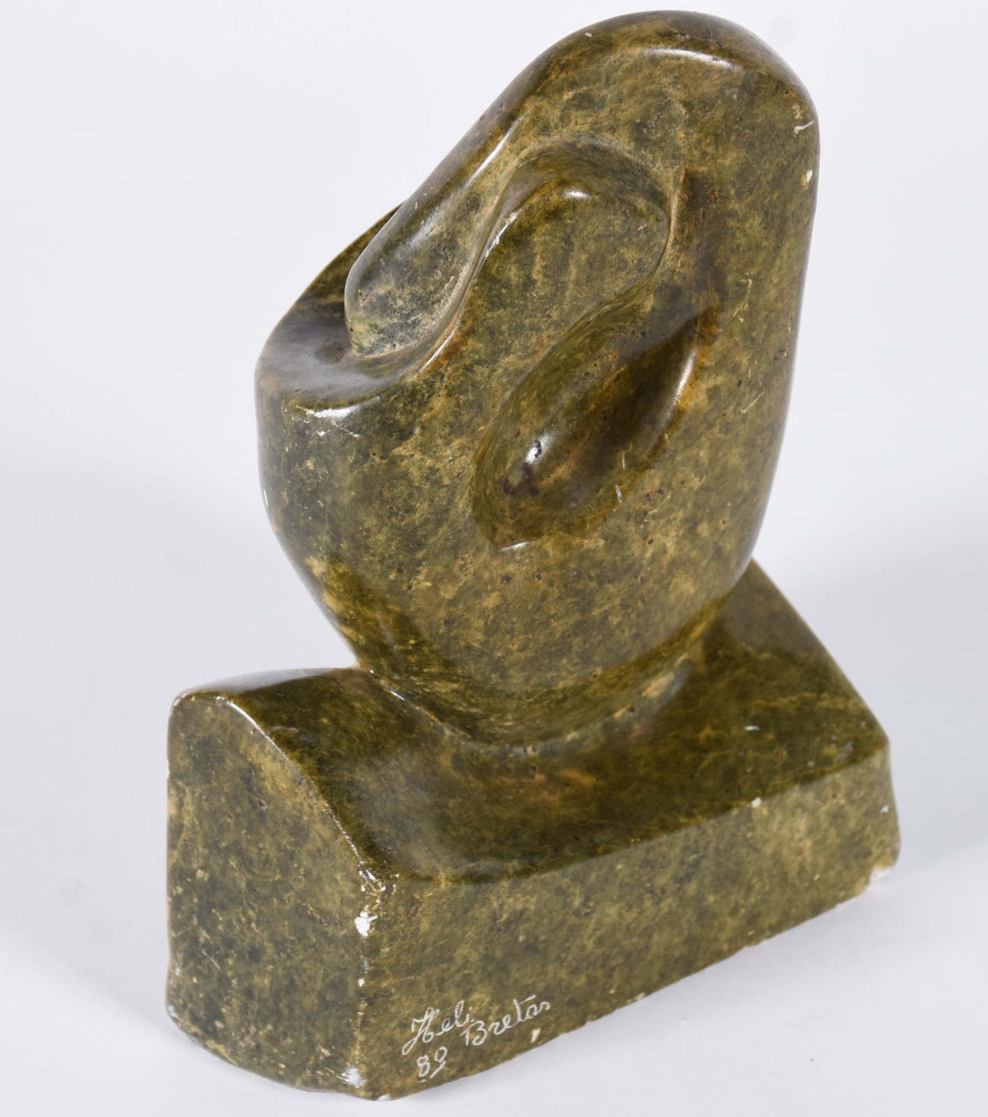 Escultura de pedra sabão - datado 80. - foto 2 de 8