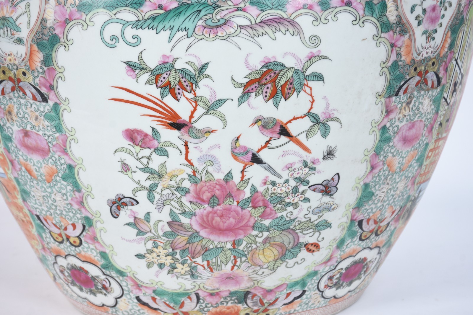 Cachepot/aquário de porcelana chinesa com gueixas e flores em... - foto 3 de 7