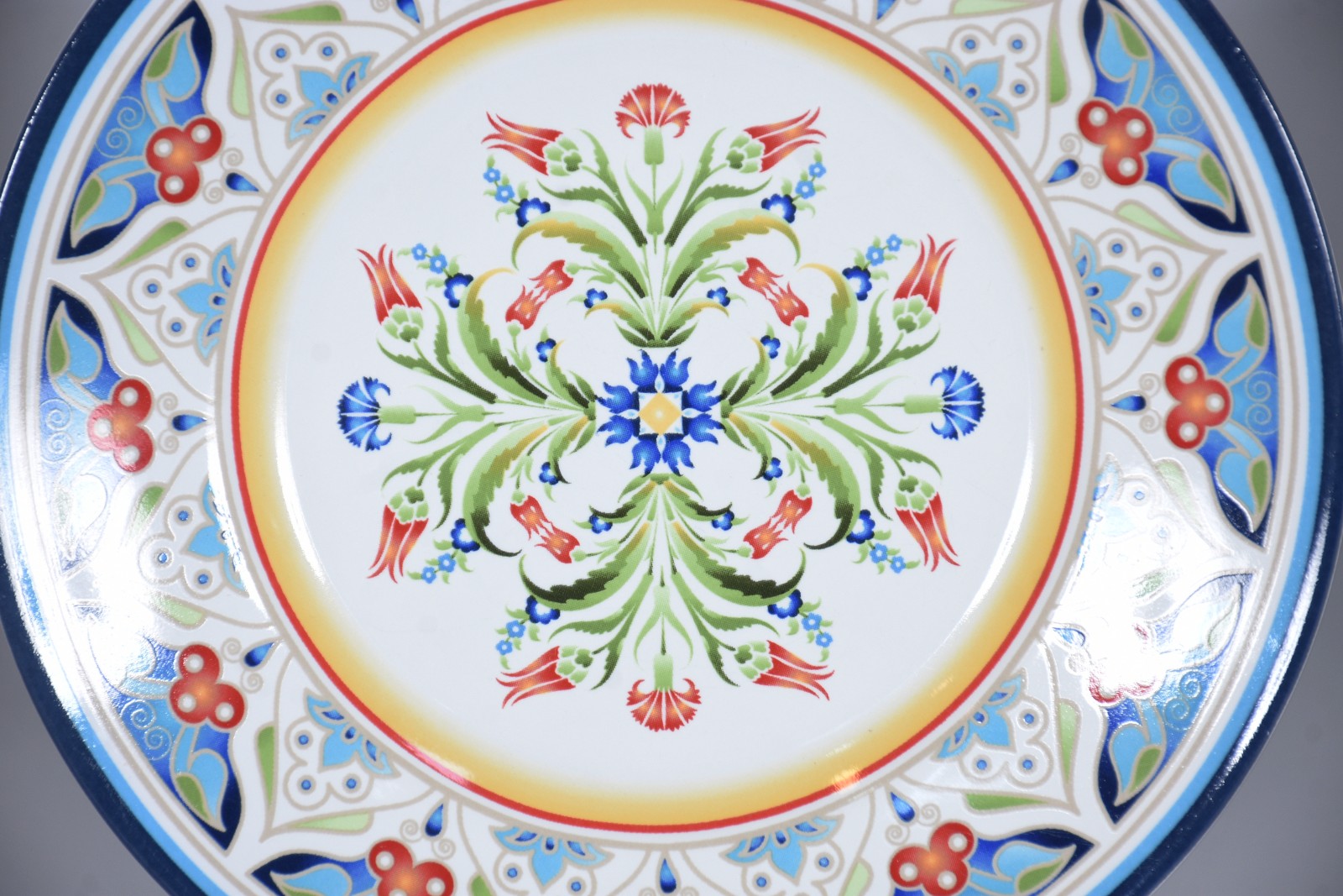Serviço de jantar, chá e café de porcelana composto de: 6 pratos... - foto 4 de 11