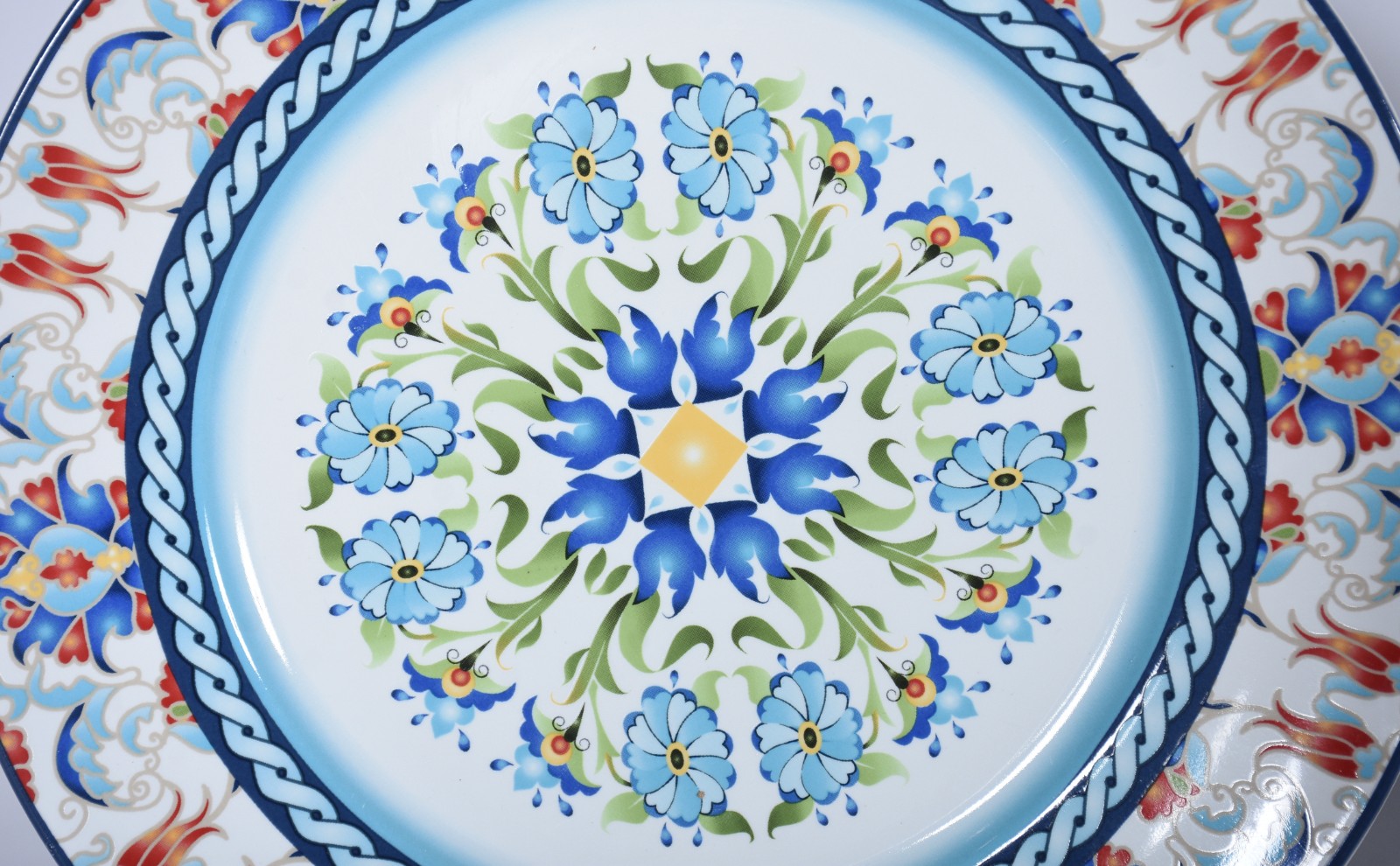 Serviço de jantar, chá e café de porcelana composto de: 6 pratos... - foto 8 de 11