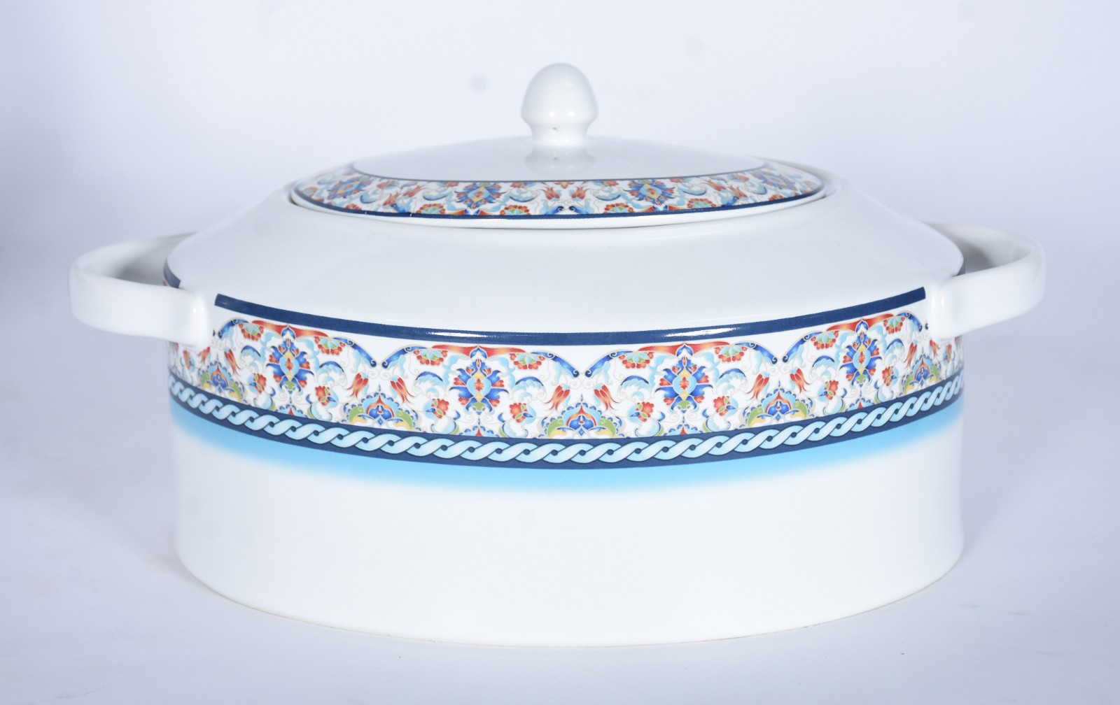 Serviço de jantar, chá e café de porcelana composto de: 6 pratos... - foto 9 de 11