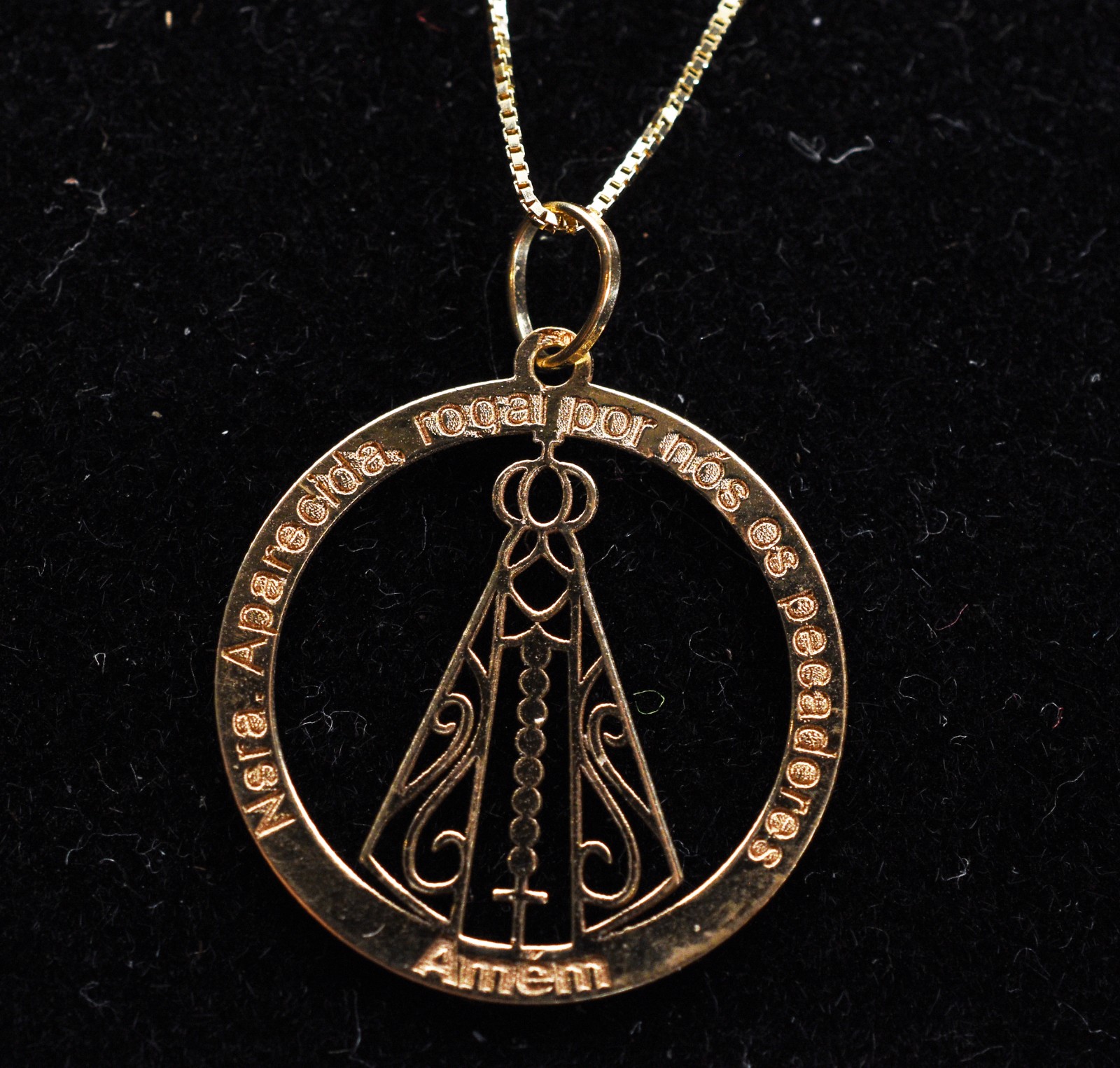 Colar de ouro 18k., contraste 750 mls com pingente de Nossa Senhora... - foto 1 de 6