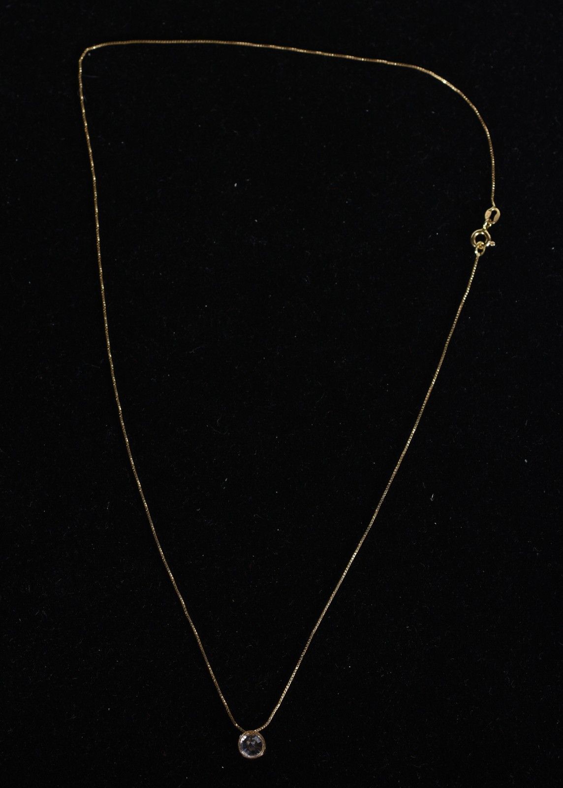 Colar de ouro 18k., contraste 750 no feitio ponto de luz e safira... - foto 2 de 8