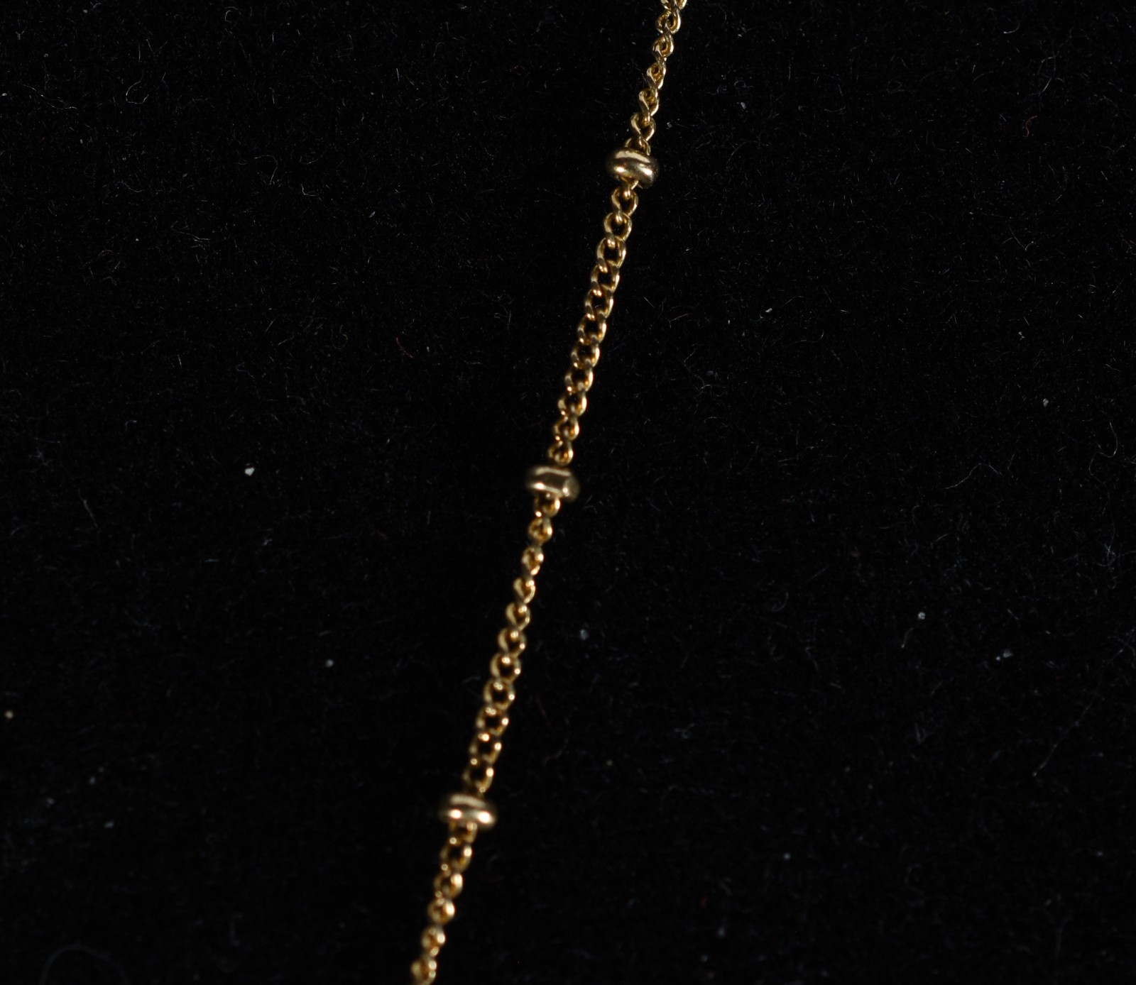Colar de ouro 18k., contraste 750 mls com bolinhas e pingente com... - foto 5 de 6