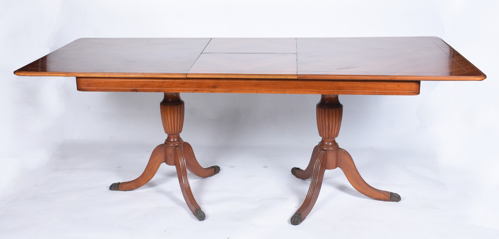 Mesa de jantar de madeira nobre, tábua extensora (47 cm x 47 cm)... - foto 3 de 9