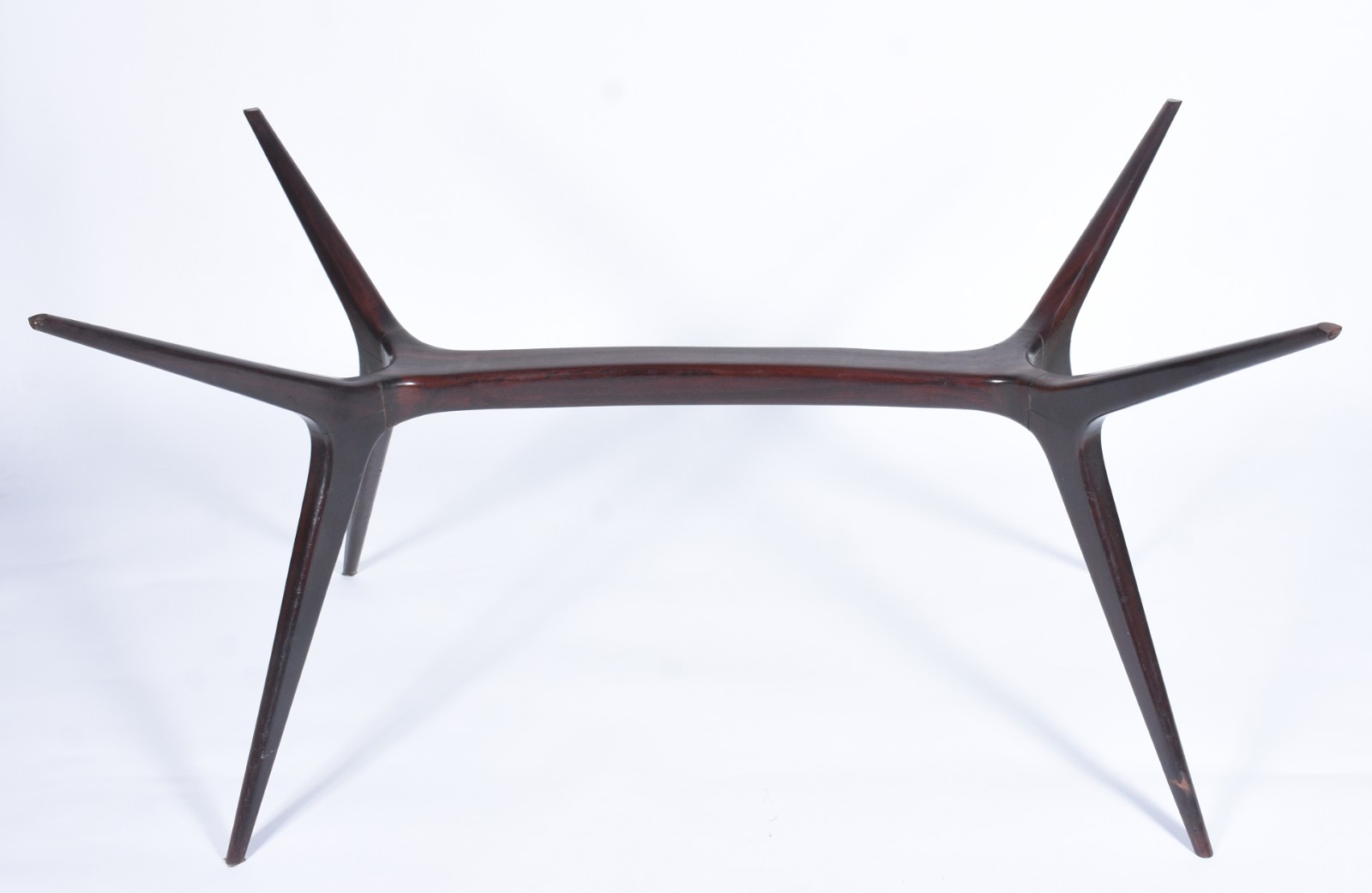 Mesa de jantar de madeira nobre, design moderno dos anos 60, com... - foto 9 de 9