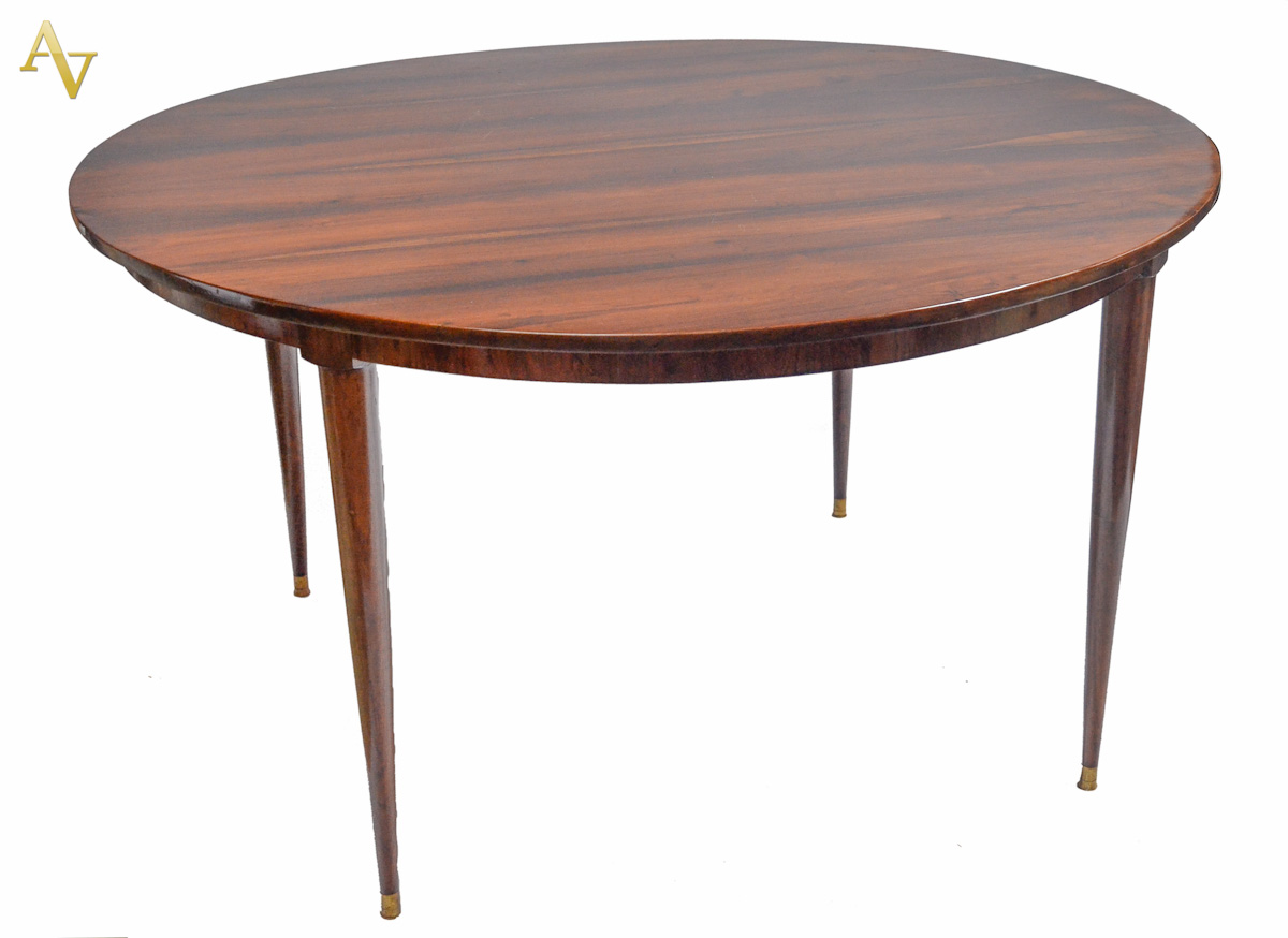 Mesa de jacarandá da dec. de 50. Diam. 1.38 m.