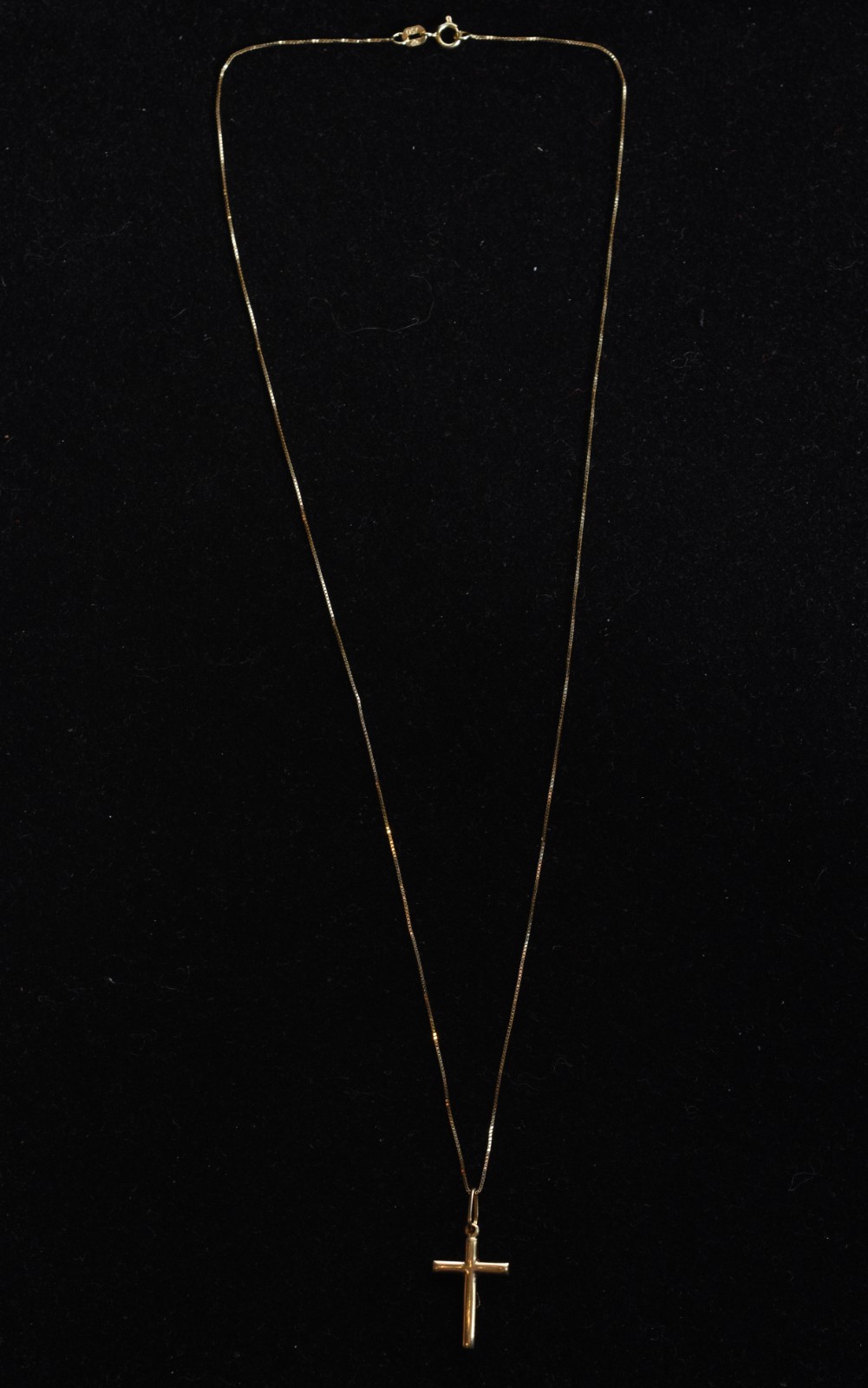 Colar de ouro 18k., contraste 750 mls com crucifixo. (Por motivos de... - foto 3 de 5