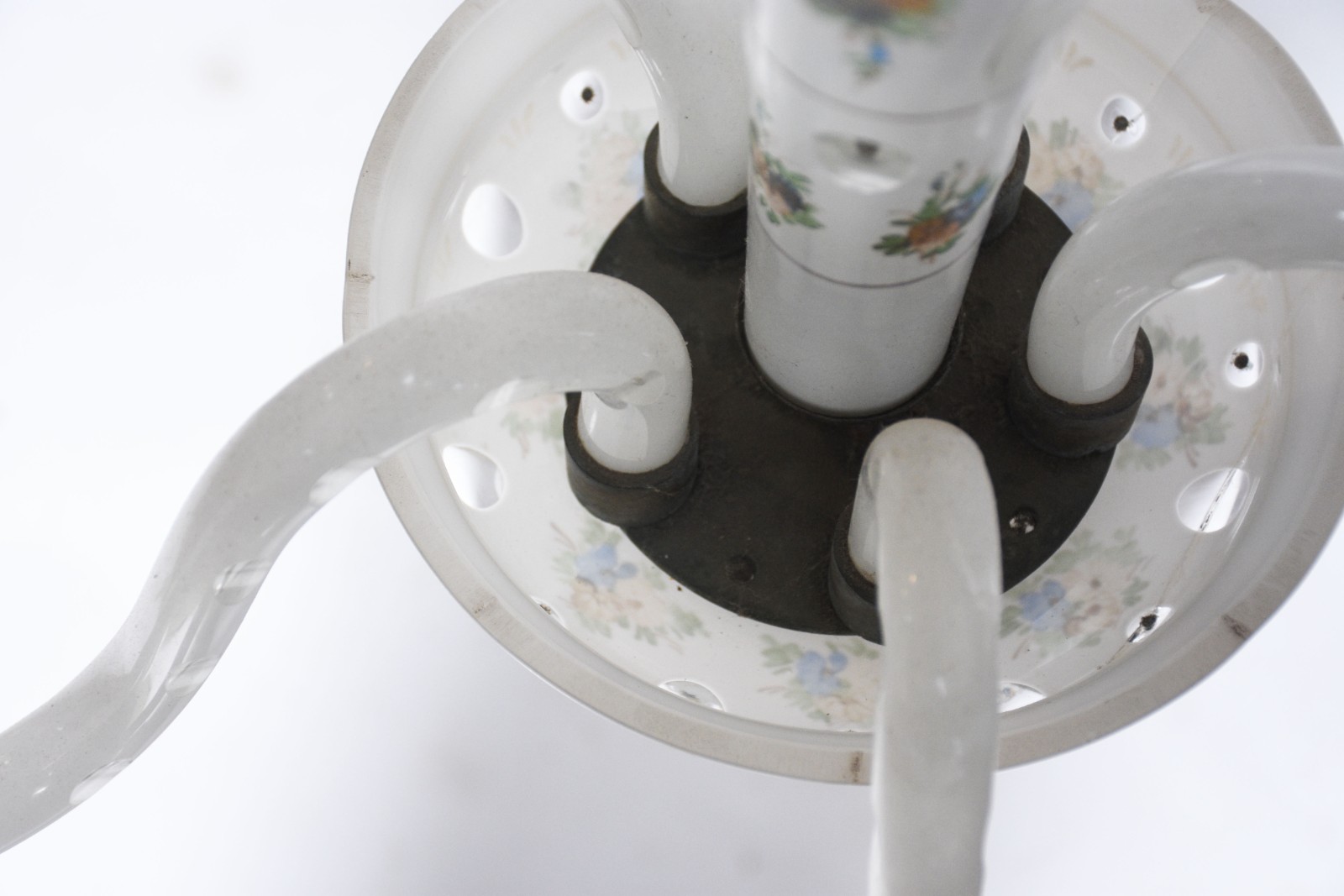 Lustre de cristal overlay branco com pequenas flores, para 5 luzes... - foto 6 de 8
