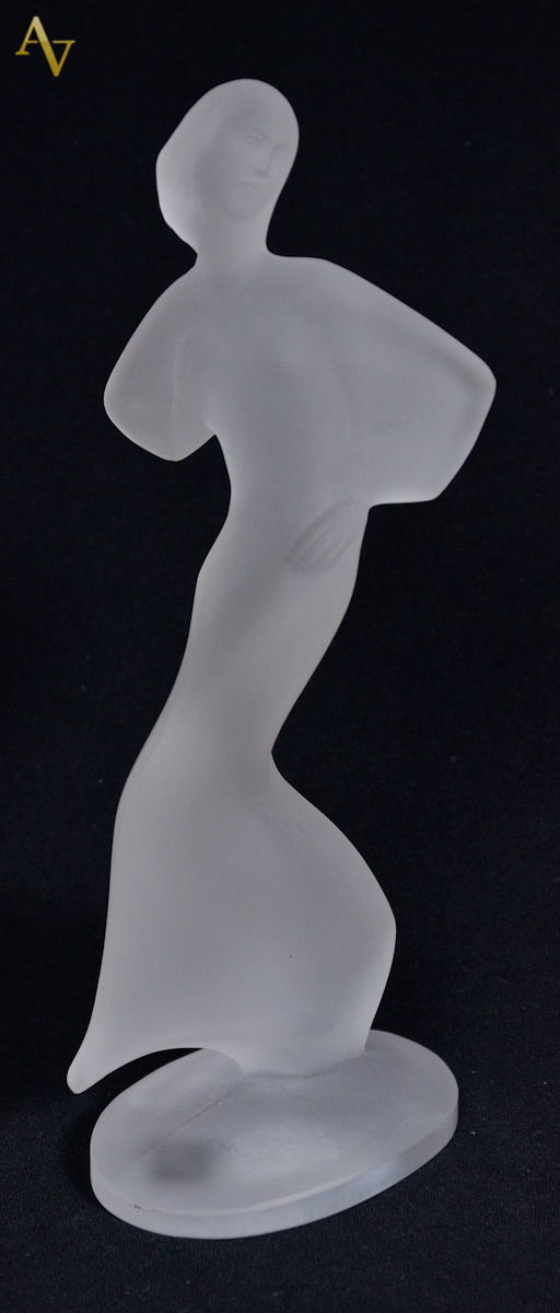 DANCING GIRL. Escultura ART DECO, em cristal acetinado tcheco Desna...