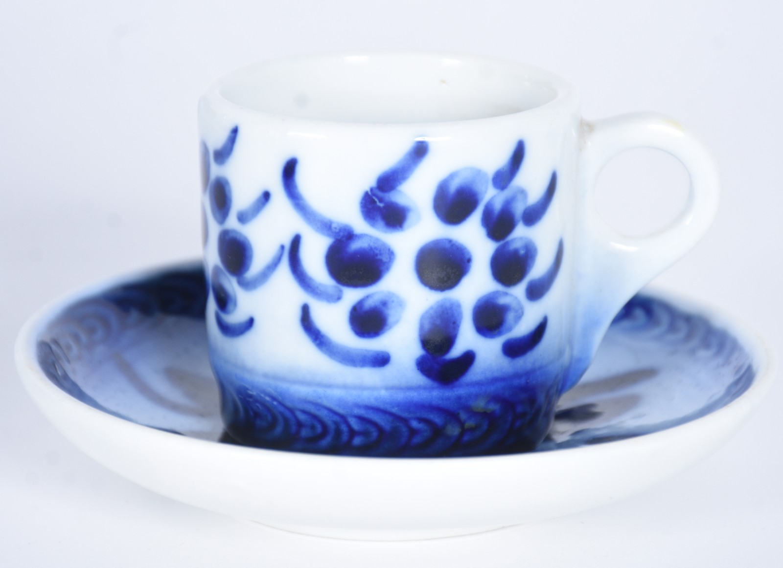 Serviço de porcelana Monte Sião azul e branca composto de: 4 bowls... - foto 5 de 11