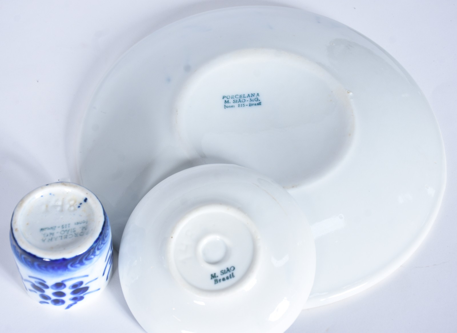 Serviço de porcelana Monte Sião azul e branca composto de: 4 bowls... - foto 9 de 11