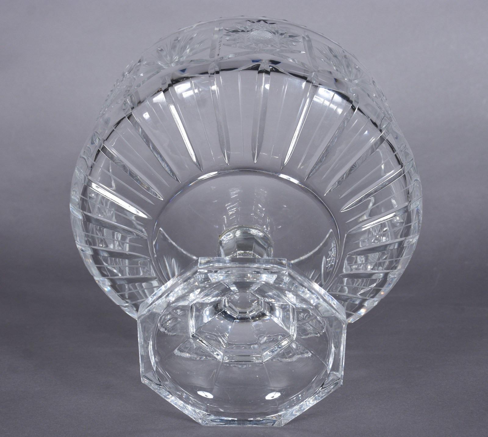 Fruteira de cristal tcheco lapidado. - foto 6 de 7