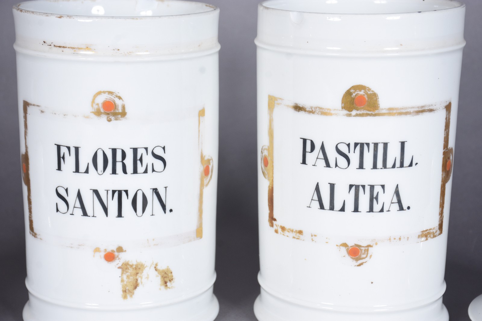 Par de potes de farmácia de porcelana francesa, com inscrições... - foto 3 de 8