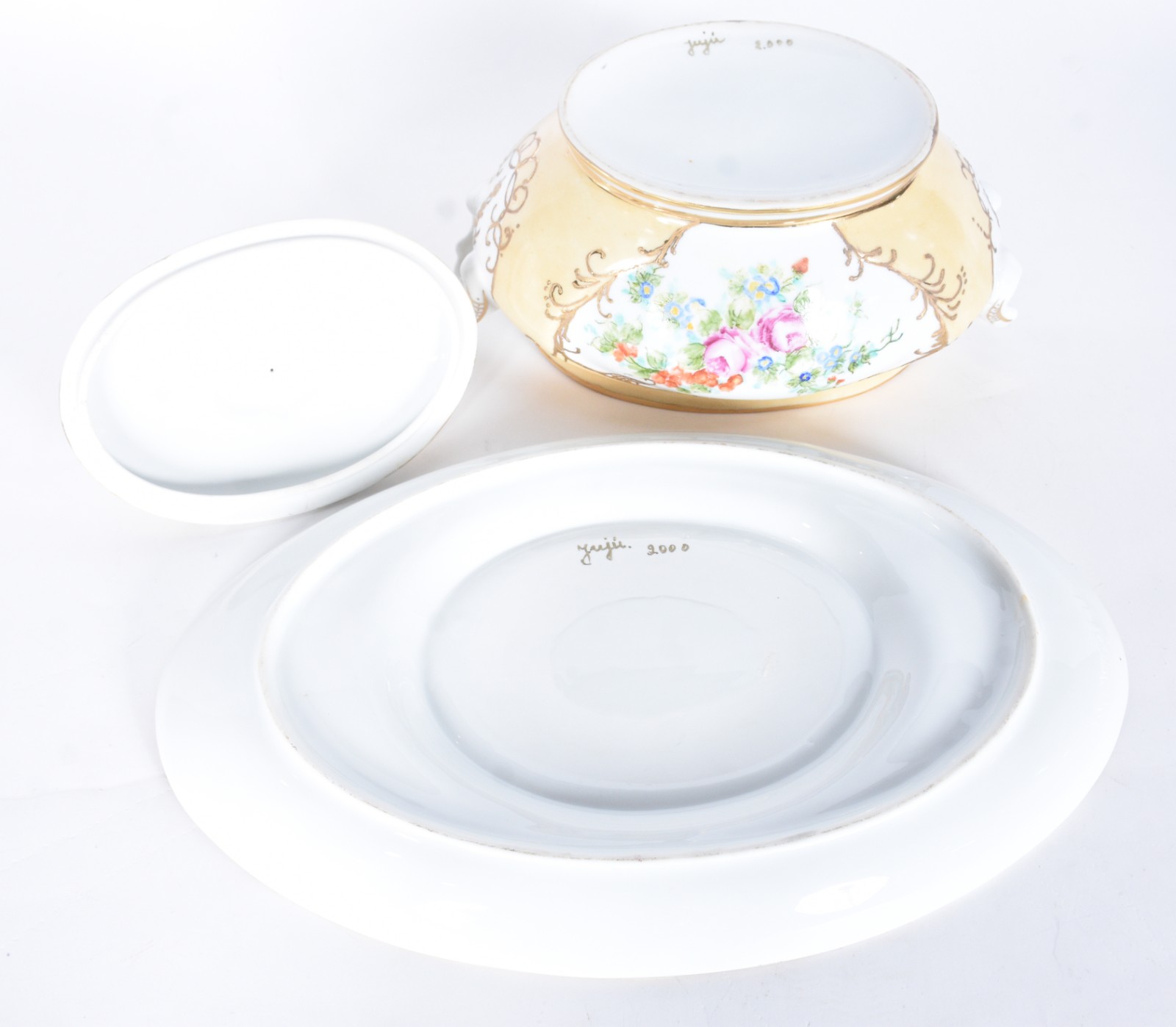 Sopeira com presentoir de porcelana pintada á mão com motivo floral... - foto 5 de 8
