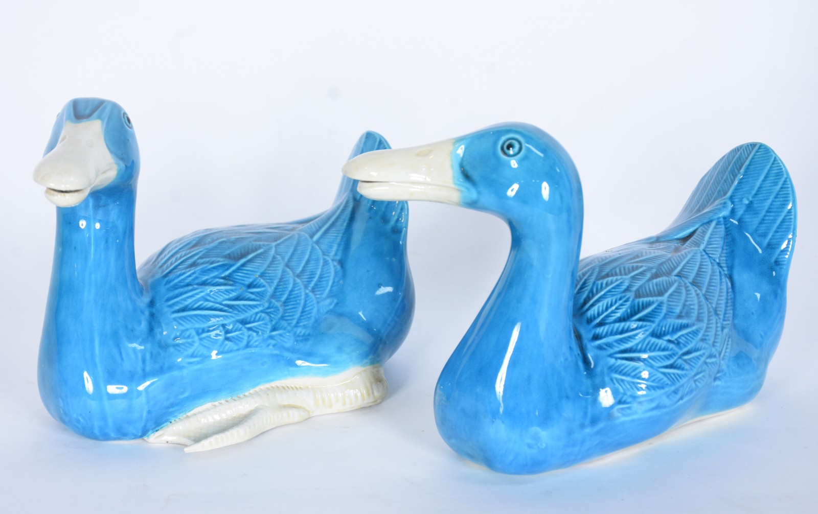 Par de patos de cerâmica oriental azul turquesa. - foto 1 de 7
