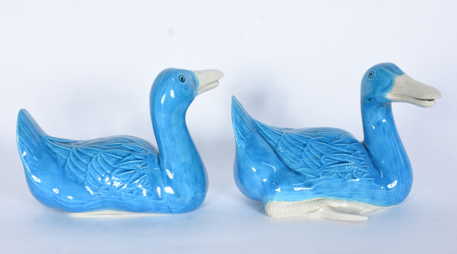 Par de patos de cerâmica oriental azul turquesa. - foto 4 de 7
