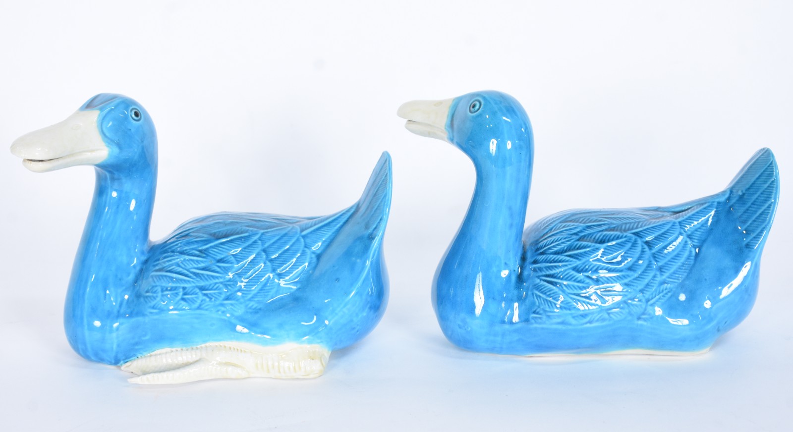 Par de patos de cerâmica oriental azul turquesa. - foto 5 de 7